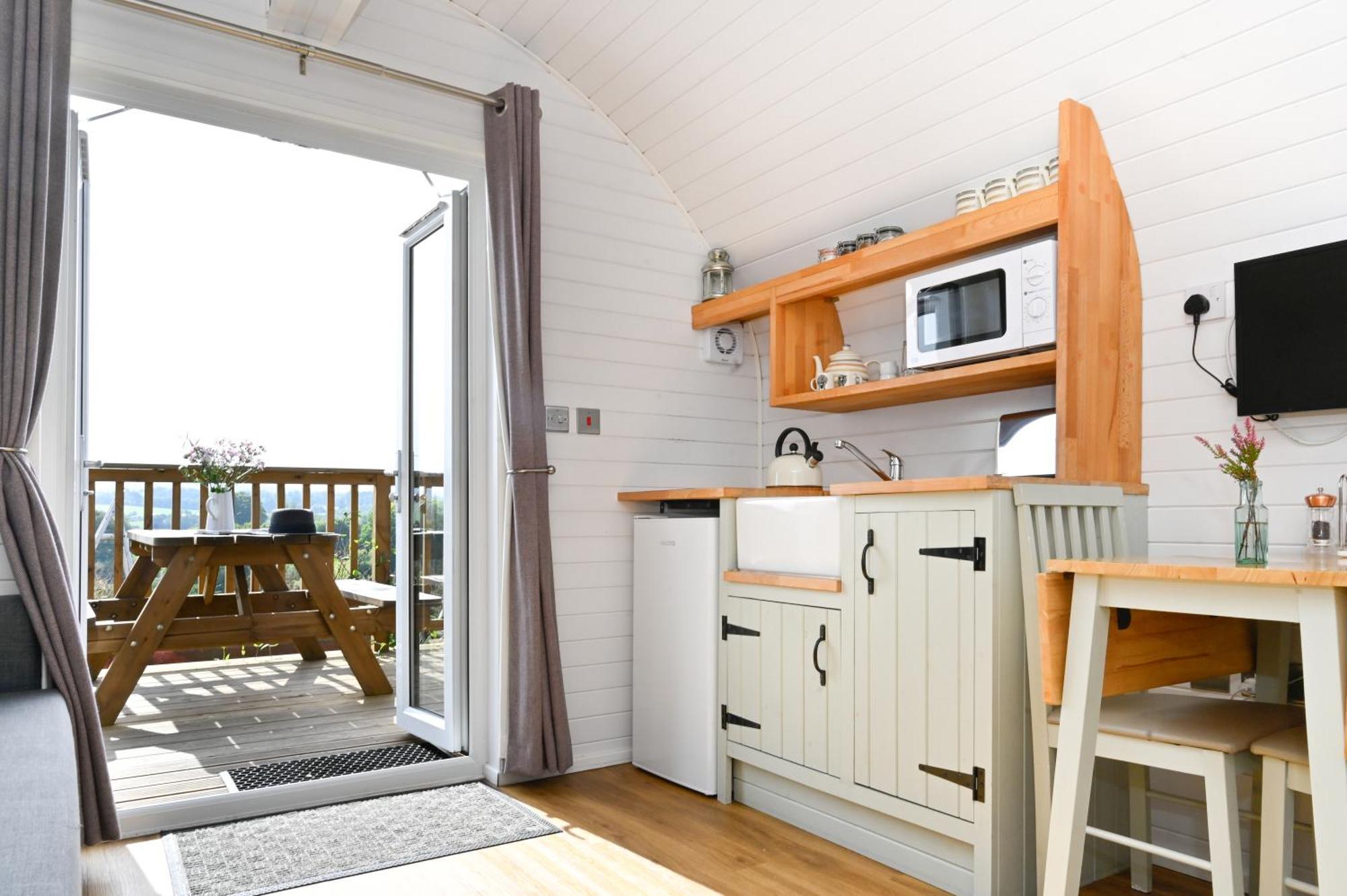 Luxury Glamping Pods - The Heft & The Hirsel Apartment Glasgow Ngoại thất bức ảnh